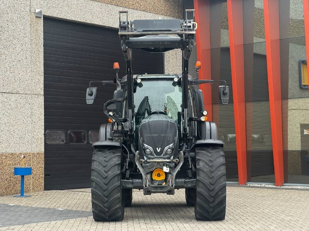 Valtra N174D, Frontlinkage + PTO, Frontloader, 3846 hours - Tractor: foto 5 Valtra N174D, Frontlinkage + PTO, Frontloader, 3846 hours - Tractor: foto 5