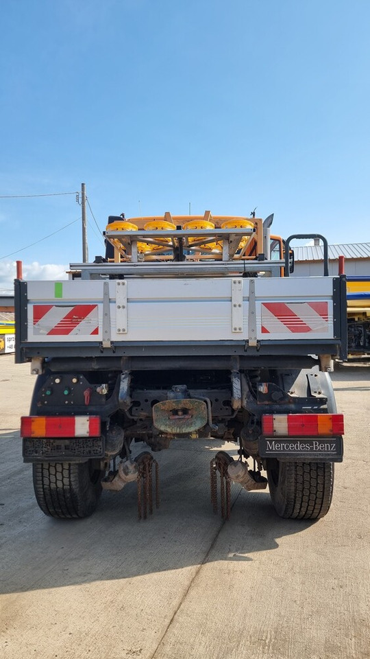 MERCEDES-BENZ Unimog U400 - Tractor municipal: foto 3 MERCEDES-BENZ Unimog U400 - Tractor municipal: foto 3