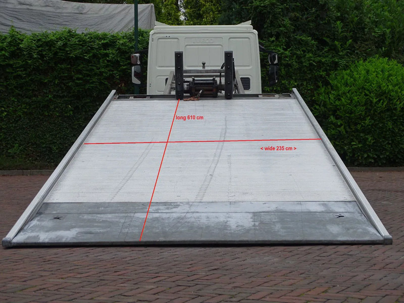 Iveco Eurocargo 12.250 AUT LEER CAM CAMPERUNIT TKM 31000 - Grua de remolque autos: foto 4 Iveco Eurocargo 12.250 AUT LEER CAM CAMPERUNIT TKM 31000 - Grua de remolque autos: foto 4