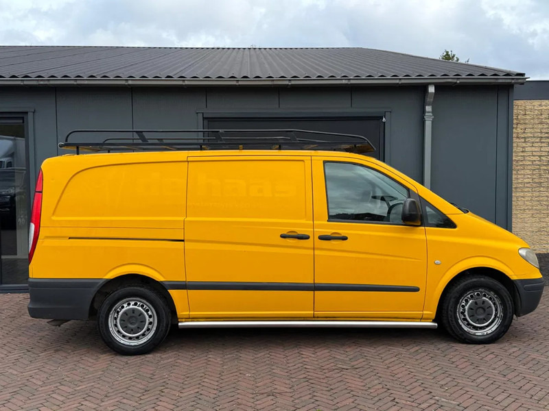 Mercedes-Benz Vito 111 CDI Lang Imperial Achterklep 3 zits 2 Sleutels NAP - Furgoneta pequeña: foto 2 Mercedes-Benz Vito 111 CDI Lang Imperial Achterklep 3 zits 2 Sleutels NAP - Furgoneta pequeña: foto 2