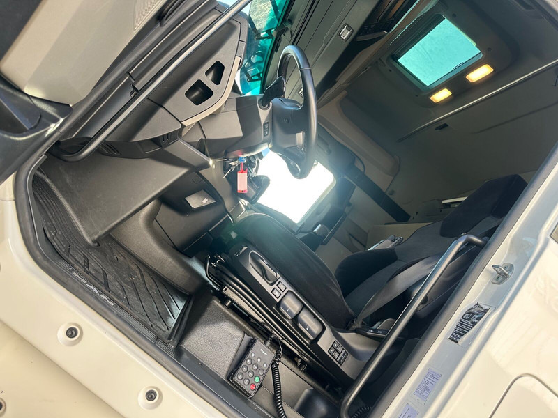 MAN TGX 26.520 LL klima Led - Camión chasis: foto 5 MAN TGX 26.520 LL klima Led - Camión chasis: foto 5