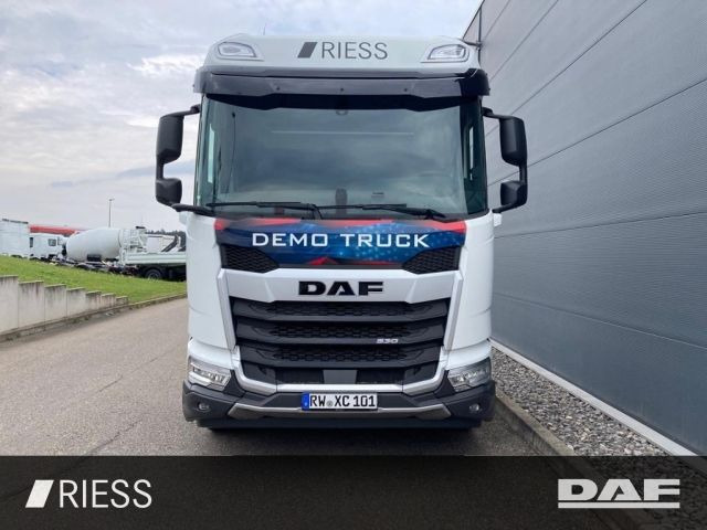 DAF XF 530 FT PXP Alcoa LED Intarder Hydraulik 4x4 - Cabeza tractora: foto 3 DAF XF 530 FT PXP Alcoa LED Intarder Hydraulik 4x4 - Cabeza tractora: foto 3