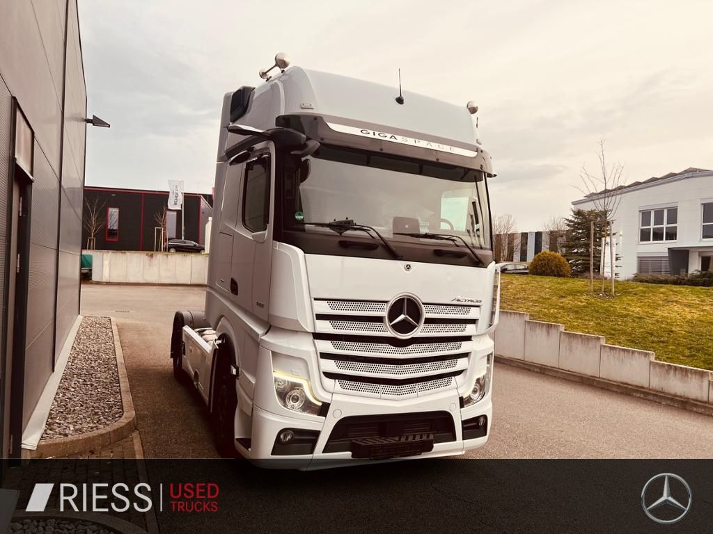 Mercedes-Benz 1851 LS GigaSpace Vollluft BiXenon KlimaA Navi Mercedes-Benz 1851 LS GigaSpace Vollluft BiXenon KlimaA Navi - Cabeza tractora: foto 3 Mercedes-Benz 1851 LS GigaSpace Vollluft BiXenon KlimaA Navi Mercedes-Benz 1851 LS GigaSpace Vollluft BiXenon KlimaA Navi - Cabeza tractora: foto 3