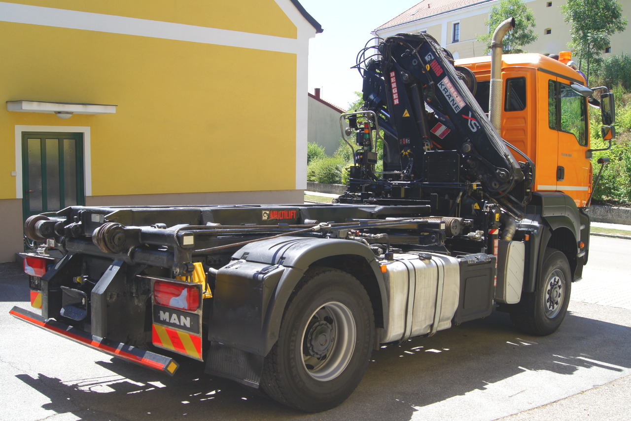 MAN TGA 18.360 BL 4x4/Euro 4/TÜV/HIAB 111 korbfähig/MULTILIFT/Winterdienst - Camión multibasculante, Camión grúa: foto 5 MAN TGA 18.360 BL 4x4/Euro 4/TÜV/HIAB 111 korbfähig/MULTILIFT/Winterdienst - Camión multibasculante, Camión grúa: foto 5