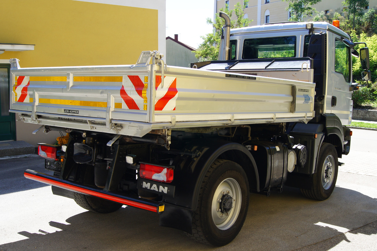 MAN TGM 13.290/4x4/TÜV/Euro 5/einzelbereift/Winterdienst - Máquina quitanieve: foto 4 MAN TGM 13.290/4x4/TÜV/Euro 5/einzelbereift/Winterdienst - Máquina quitanieve: foto 4