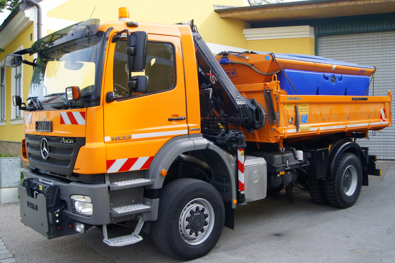 MERCEDES-BENZ AXOR 1833 4x4/TÜV/Eur4/HIAB 088/MEILLER/Winterdienst/Salzstreuer - Camión volquete, Camión grúa: foto 2 MERCEDES-BENZ AXOR 1833 4x4/TÜV/Eur4/HIAB 088/MEILLER/Winterdienst/Salzstreuer - Camión volquete, Camión grúa: foto 2