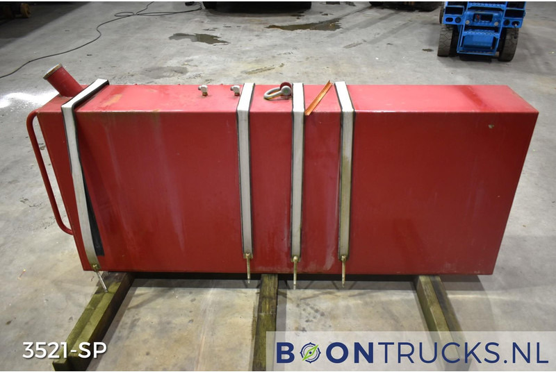 Onbekend BRANDSTOFTANK | L 30 x W 183 x H 77 cm * ca 400 L - Depósito de combustible: foto 2 Onbekend BRANDSTOFTANK | L 30 x W 183 x H 77 cm * ca 400 L - Depósito de combustible: foto 2