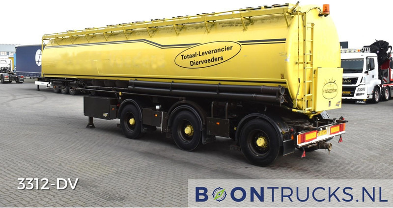 WELGRO 97 WSL 43 32 SILO | 53 M3 * 10 COMP * 2x STEERING * LIFT AXLE * NL TRAILER * APK 04-2025 - Semirremolque cisterna: foto 2 WELGRO 97 WSL 43 32 SILO | 53 M3 * 10 COMP * 2x STEERING * LIFT AXLE * NL TRAILER * APK 04-2025 - Semirremolque cisterna: foto 2