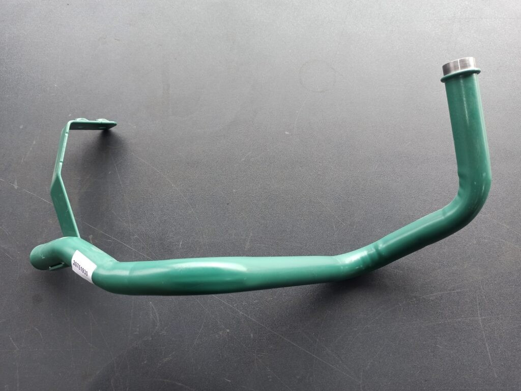 VOLVO TUBE 20761930 - Motor y piezas para Camión: foto 2 VOLVO TUBE 20761930 - Motor y piezas para Camión: foto 2