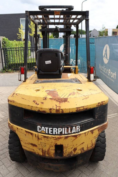 Caterpillar DP45 - Carretilla elevadora diésel: foto 5 Caterpillar DP45 - Carretilla elevadora diésel: foto 5