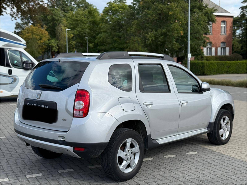 Dacia Duster (I) dCi - Sedan: foto 3 Dacia Duster (I) dCi - Sedan: foto 3