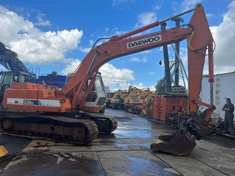 Daewoo 220LC - Excavadora de cadenas: foto 4 Daewoo 220LC - Excavadora de cadenas: foto 4