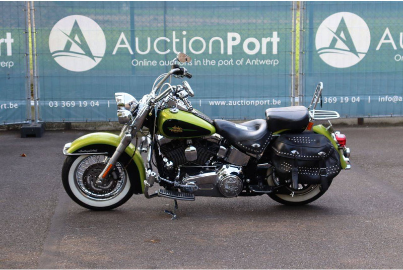 Harley-Davidson Heritage Softail Classic - Motocicleta: foto 1 Harley-Davidson Heritage Softail Classic - Motocicleta: foto 1