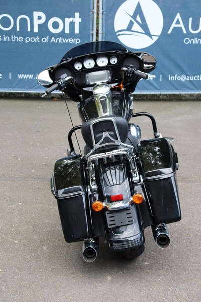 Harley-Davidson Street Glide - Motocicleta: foto 5 Harley-Davidson Street Glide - Motocicleta: foto 5