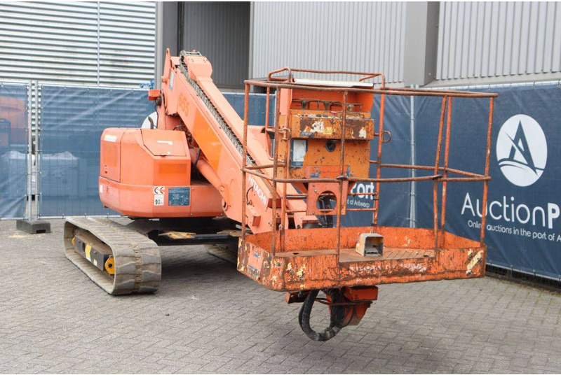Hitachi HX99B-2 - Plataforma telescopica: foto 4 Hitachi HX99B-2 - Plataforma telescopica: foto 4