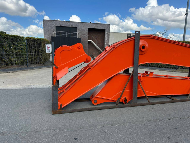Hitachi ZX200 - Brazo: foto 5 Hitachi ZX200 - Brazo: foto 5
