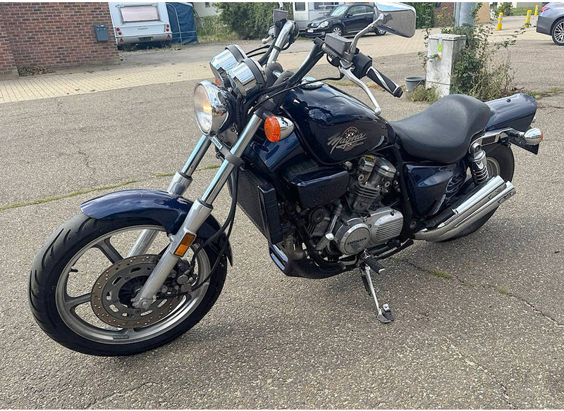 Honda Magna VF750C - Motocicleta: foto 4 Honda Magna VF750C - Motocicleta: foto 4