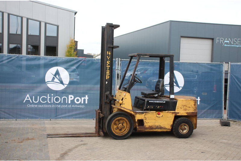 Hyster H3.00XL - Carretilla elevadora diésel: foto 1 Hyster H3.00XL - Carretilla elevadora diésel: foto 1