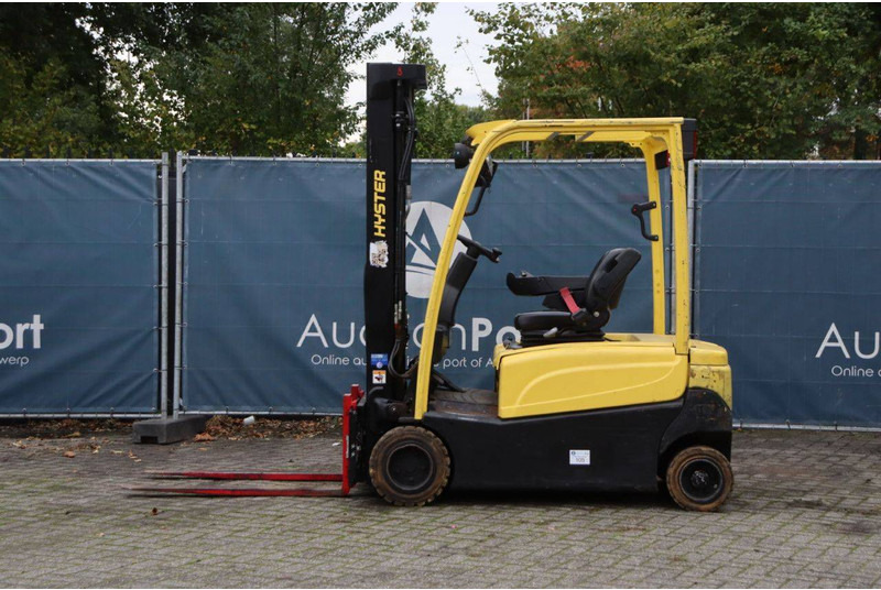 Hyster J2.0XN LWB - Carretilla elevadora eléctrica: foto 2 Hyster J2.0XN LWB - Carretilla elevadora eléctrica: foto 2