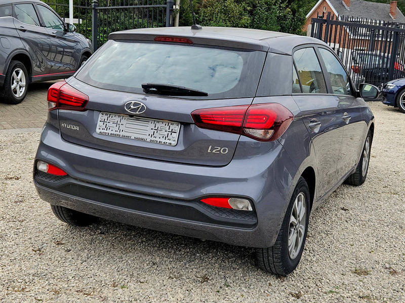 Hyundai i20 1.2 - Sedan: foto 4 Hyundai i20 1.2 - Sedan: foto 4