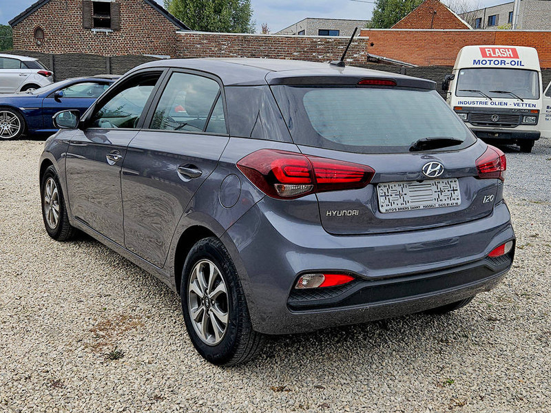 Hyundai i20 1.2 - Sedan: foto 3 Hyundai i20 1.2 - Sedan: foto 3