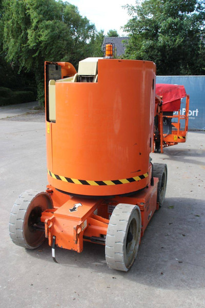 JLG E300AJP - Plataforma articulada: foto 5 JLG E300AJP - Plataforma articulada: foto 5