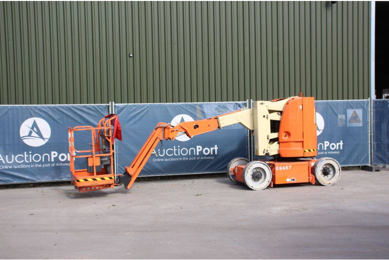 JLG E300AJP - Plataforma articulada: foto 1 JLG E300AJP - Plataforma articulada: foto 1