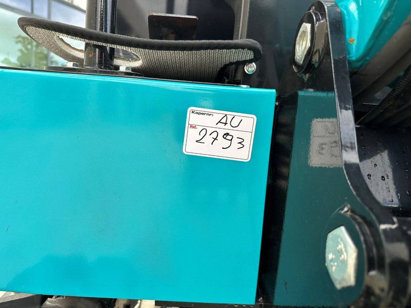 JPC KV12 - Miniexcavadora: foto 5 JPC KV12 - Miniexcavadora: foto 5