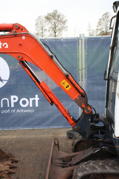 Excavadora de cadenas Kubota KX61-3: foto 13 Excavadora de cadenas Kubota KX61-3: foto 13