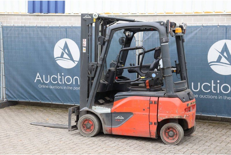 Linde E16P-02 - Carretilla elevadora eléctrica: foto 3 Linde E16P-02 - Carretilla elevadora eléctrica: foto 3
