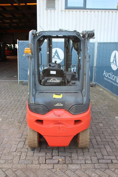 Linde E30L-01 - Carretilla elevadora eléctrica: foto 4 Linde E30L-01 - Carretilla elevadora eléctrica: foto 4