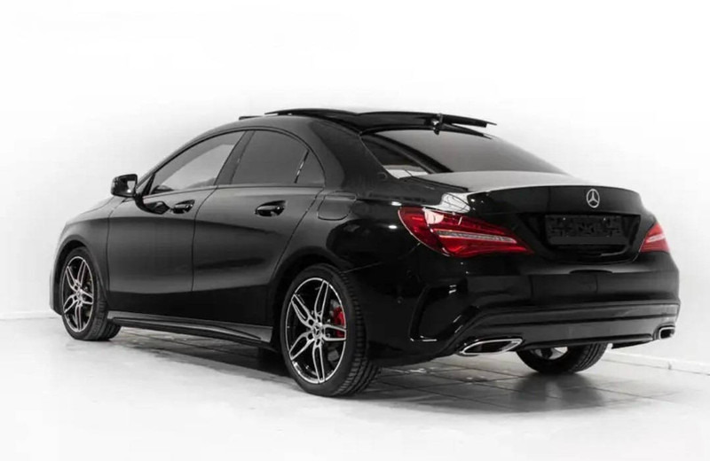 Mercedes-Benz CLA-Klasse (C117 - update) 180 Automatic - Sedan: foto 2 Mercedes-Benz CLA-Klasse (C117 - update) 180 Automatic - Sedan: foto 2