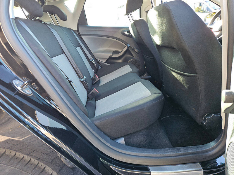 Sedan SEAT Ibiza 1.6 TDI: foto 18 Sedan SEAT Ibiza 1.6 TDI: foto 18