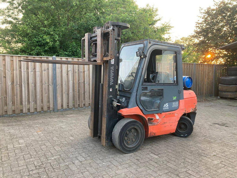 Toyota 02-7FGF-35 - Carretilla elevadora de gas: foto 1 Toyota 02-7FGF-35 - Carretilla elevadora de gas: foto 1