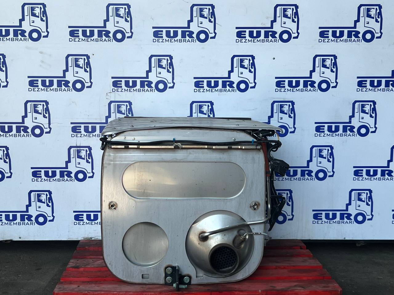 CATALIZATOR MAN TGX TG3 81.15103.6247 - Convertidor catalítico para Camión: foto 3 CATALIZATOR MAN TGX TG3 81.15103.6247 - Convertidor catalítico para Camión: foto 3