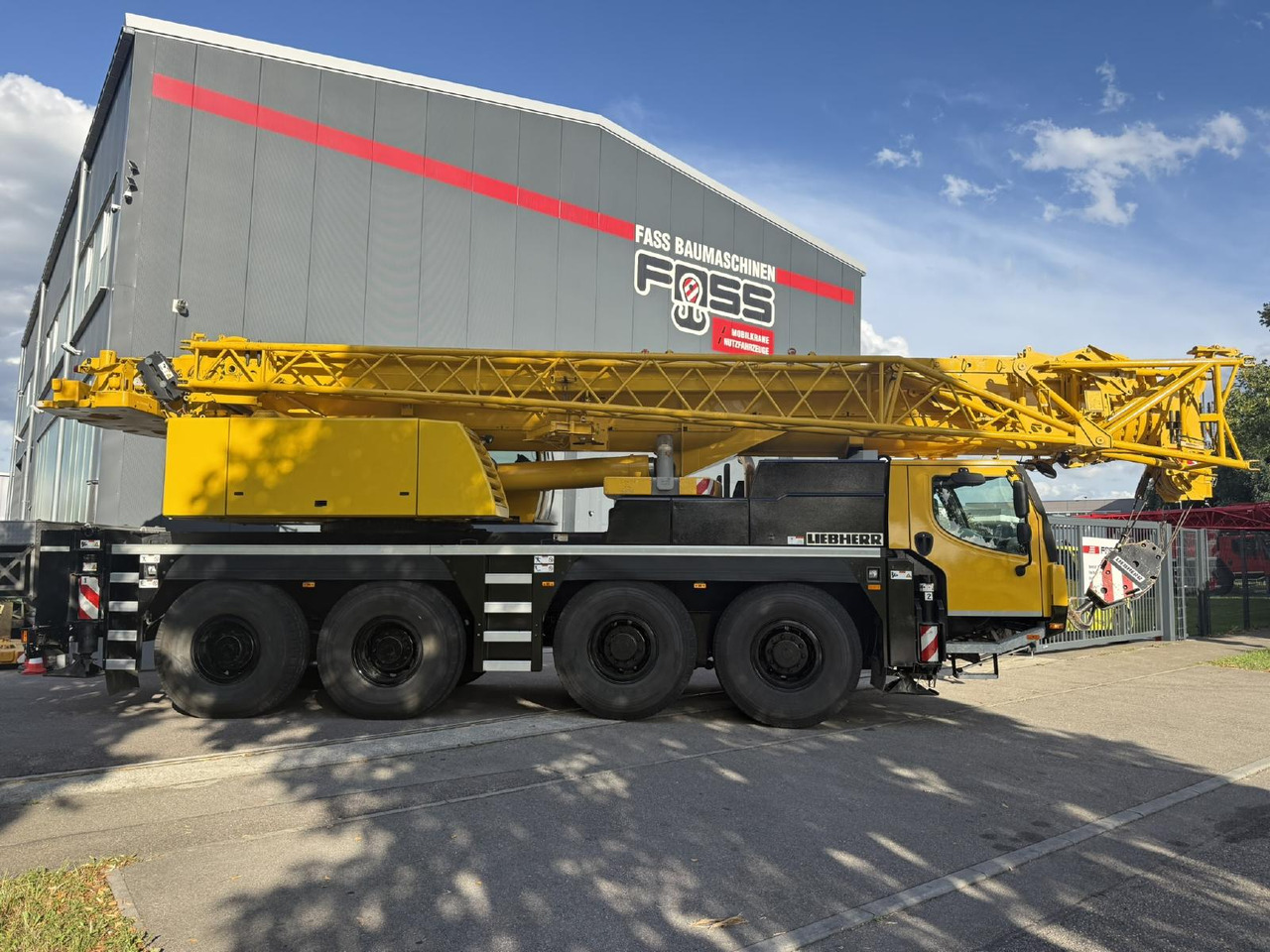 Liebherr LTM 1090-4.1 (2012 - 062 321) | 8 x 8 | LICCON 2 - Autogrúa: foto 5 Liebherr LTM 1090-4.1 (2012 - 062 321) | 8 x 8 | LICCON 2 - Autogrúa: foto 5