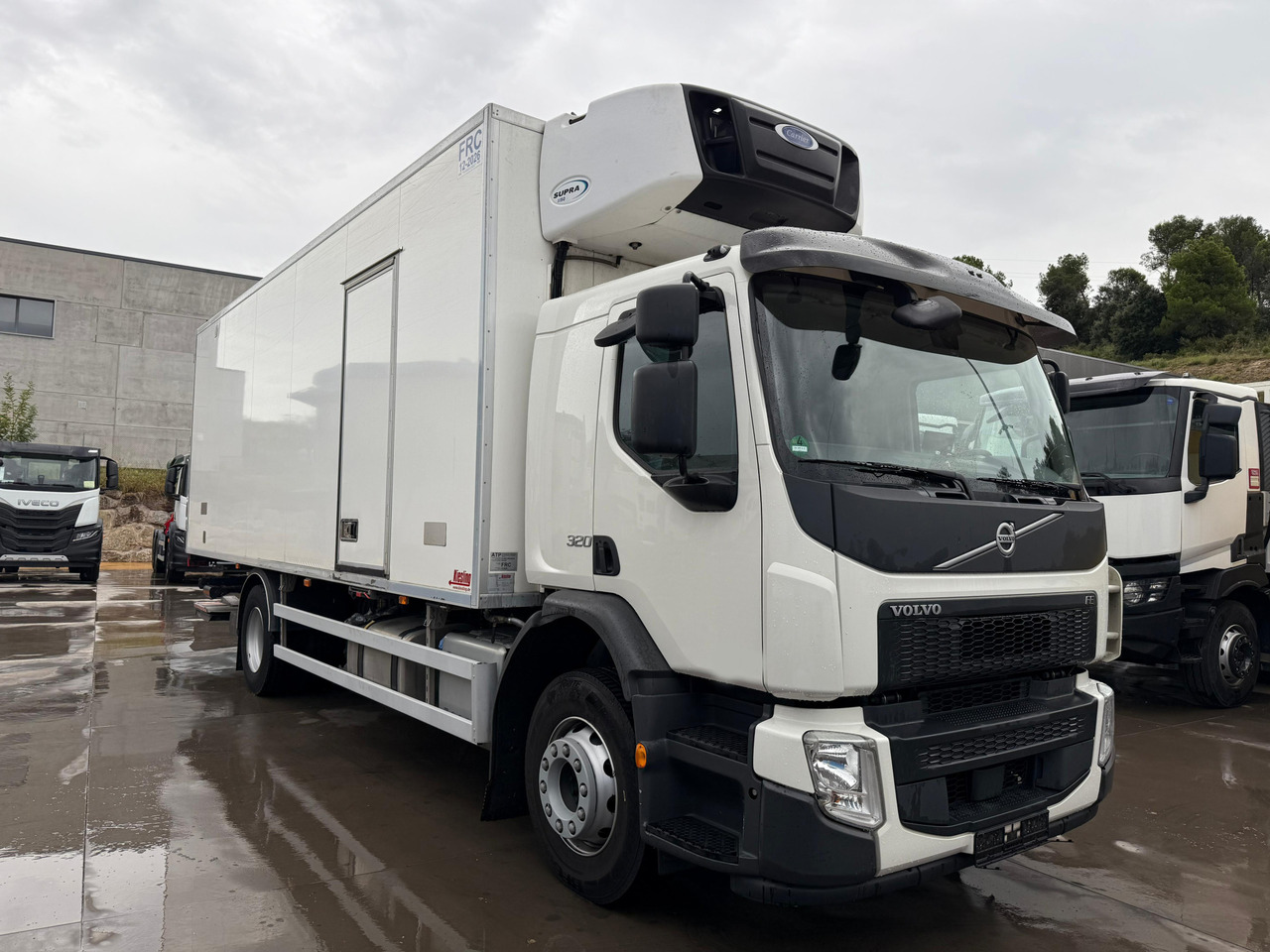 VOLVO FE320 E6 (Refrigerator) - Camión frigorífico: foto 2 VOLVO FE320 E6 (Refrigerator) - Camión frigorífico: foto 2