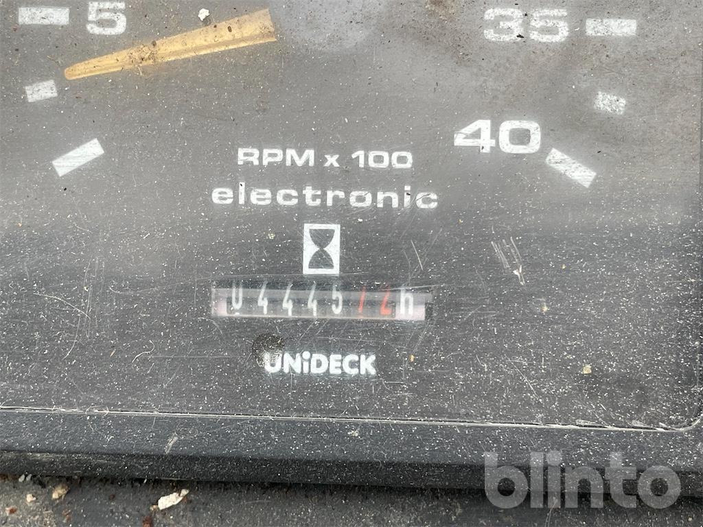 Cleango S4W1C (1997) - Barredora vial: foto 5 Cleango S4W1C (1997) - Barredora vial: foto 5