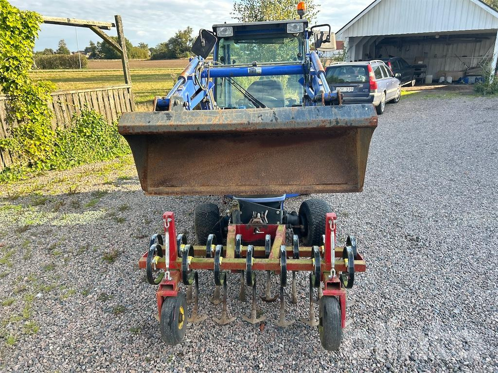 ISEKI TXG23FH - Tractor: foto 2 ISEKI TXG23FH - Tractor: foto 2
