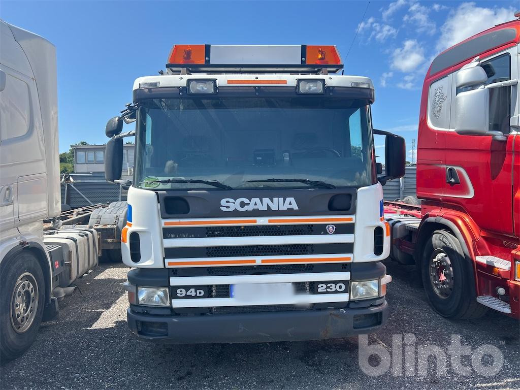 SCANIA P94DB4X2LA230 - Camión de basura: foto 2 SCANIA P94DB4X2LA230 - Camión de basura: foto 2