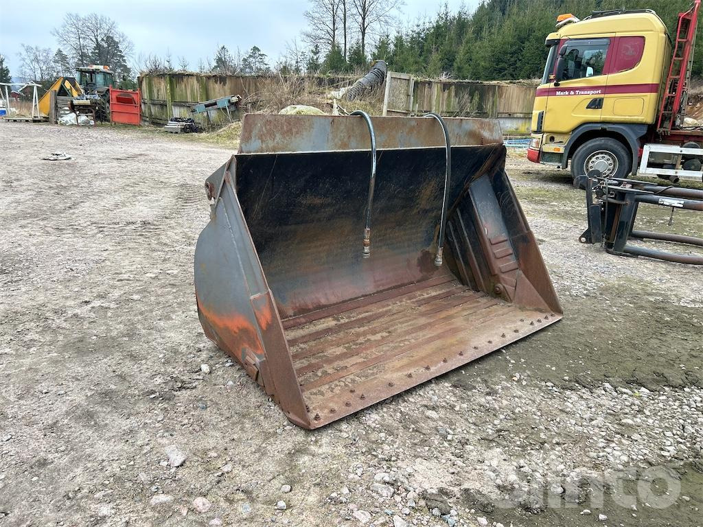 Stora BM fäste - Cazo cargador para Maquinaria de construcción: foto 1 Stora BM fäste - Cazo cargador para Maquinaria de construcción: foto 1