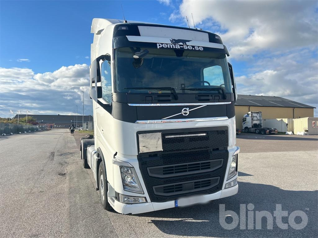 VOLVO FH 6x2 - Camión chasis: foto 3 VOLVO FH 6x2 - Camión chasis: foto 3