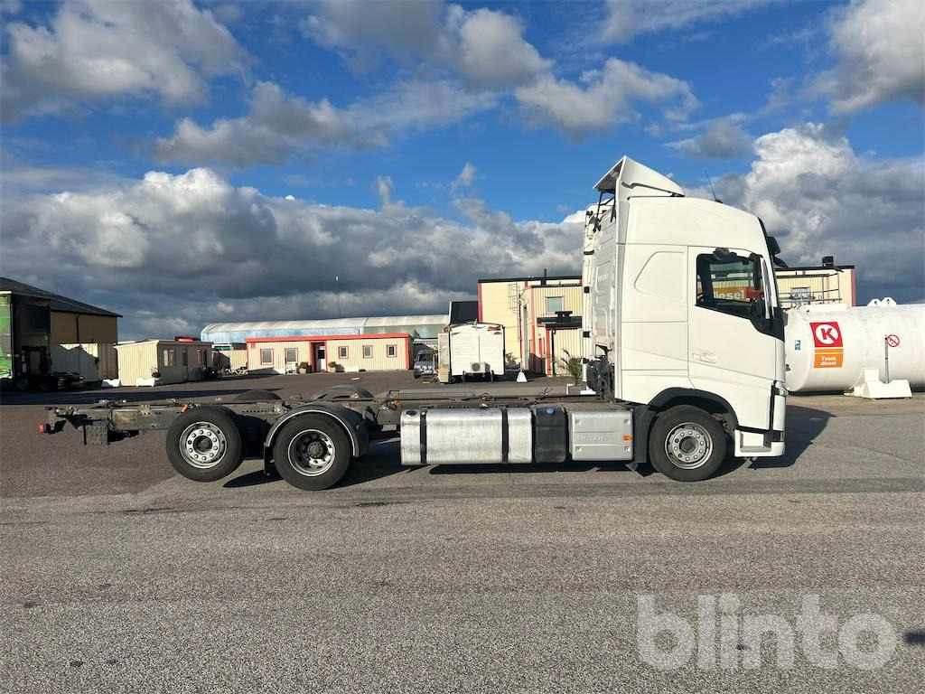 VOLVO FH 6x2 - Camión chasis: foto 5 VOLVO FH 6x2 - Camión chasis: foto 5