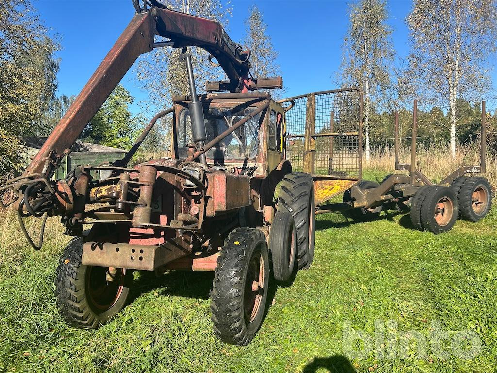 Volvo BM 350 - Tractor: foto 1 Volvo BM 350 - Tractor: foto 1