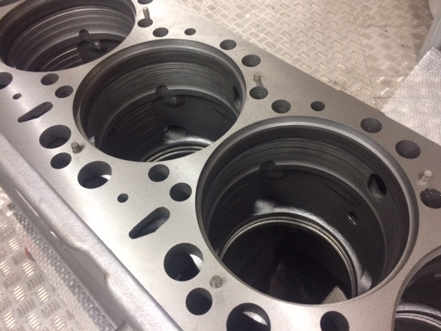 BASAMENTO MAN D2876LUE623 / D2876LOH20 / D2876LOH21 - Cárter: foto 5 BASAMENTO MAN D2876LUE623 / D2876LOH20 / D2876LOH21 - Cárter: foto 5