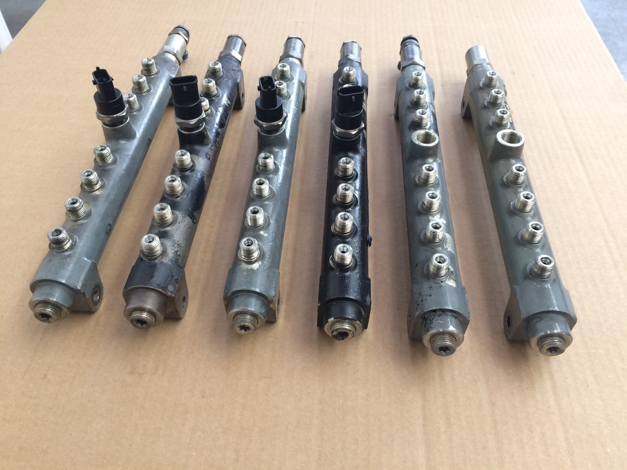 TUBO PRESSIONE COMMON RAIL MAN 51103116039 - Sistema de combustible: foto 4 TUBO PRESSIONE COMMON RAIL MAN 51103116039 - Sistema de combustible: foto 4