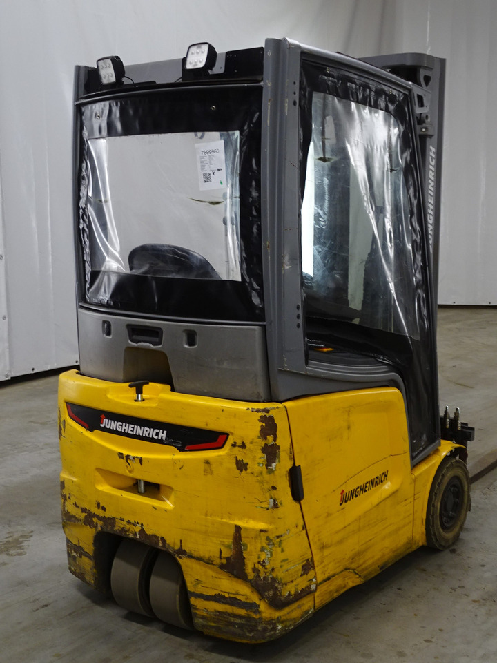 Jungheinrich EFG215 - Carretilla elevadora eléctrica: foto 2 Jungheinrich EFG215 - Carretilla elevadora eléctrica: foto 2