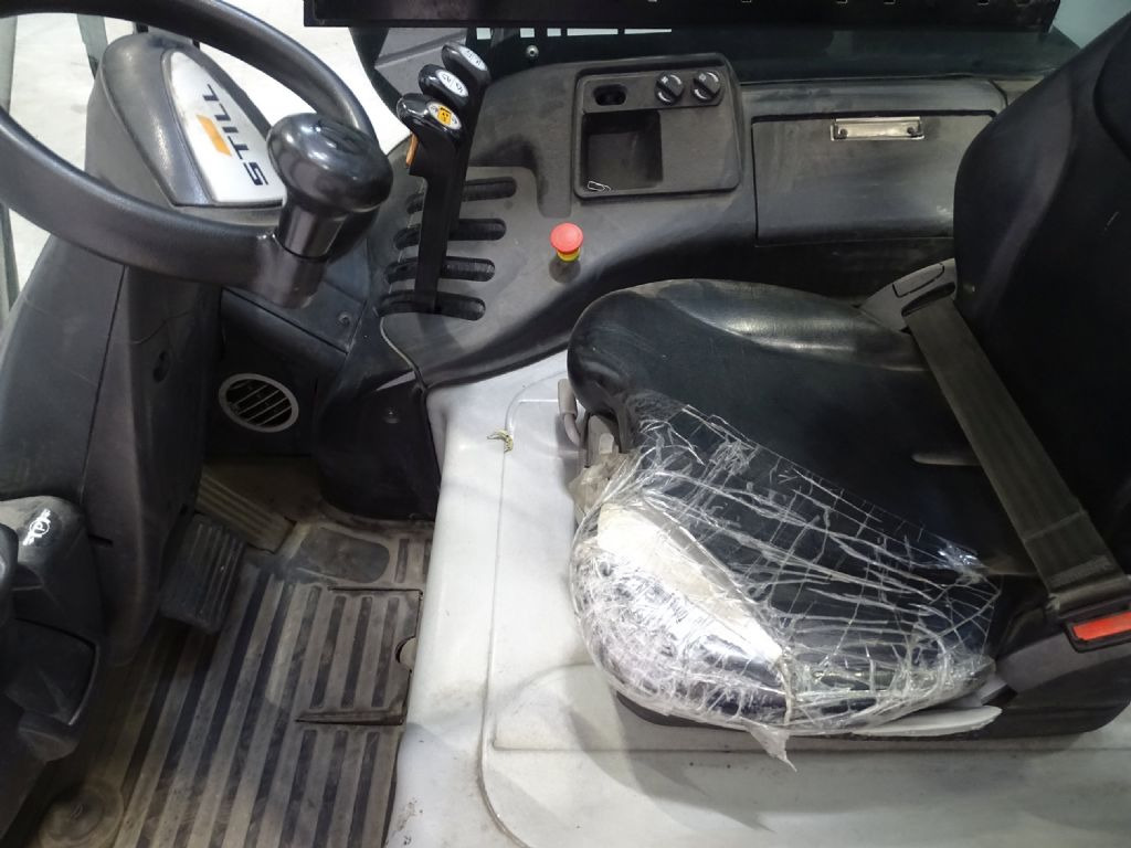 Still RX60-25L - Carretilla elevadora eléctrica: foto 3 Still RX60-25L - Carretilla elevadora eléctrica: foto 3