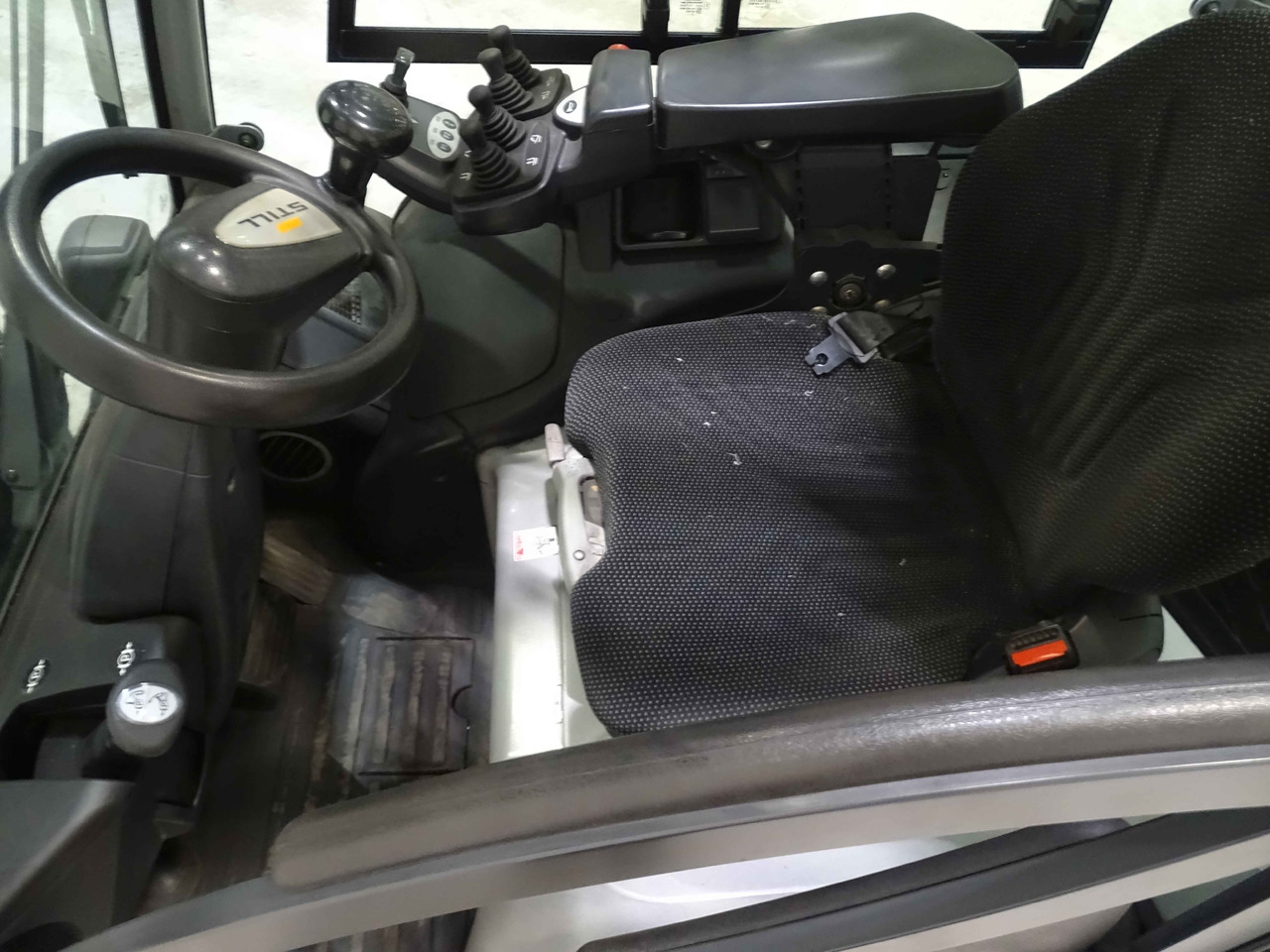 Still RX60-25L - Carretilla elevadora eléctrica: foto 3 Still RX60-25L - Carretilla elevadora eléctrica: foto 3