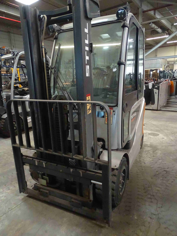 Still RX60-30 - Carretilla elevadora eléctrica: foto 1 Still RX60-30 - Carretilla elevadora eléctrica: foto 1